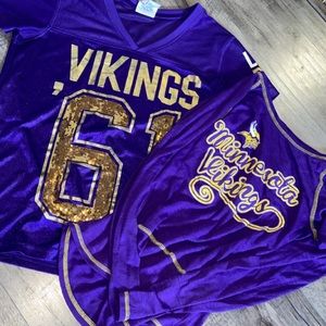 Minnesota Vikings Jersey and Shirt bundle